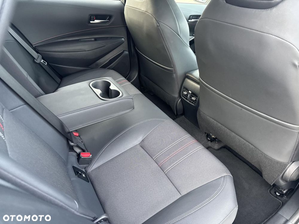 Toyota Corolla 2.0 Hybrid GR Sport - 16