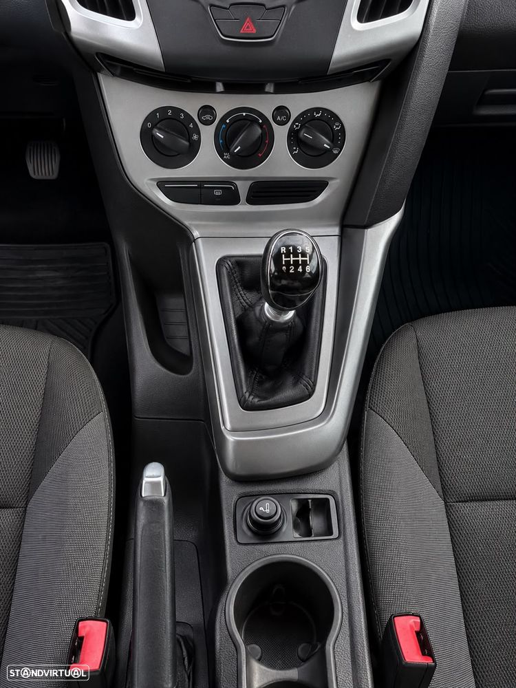 Ford Focus - 9