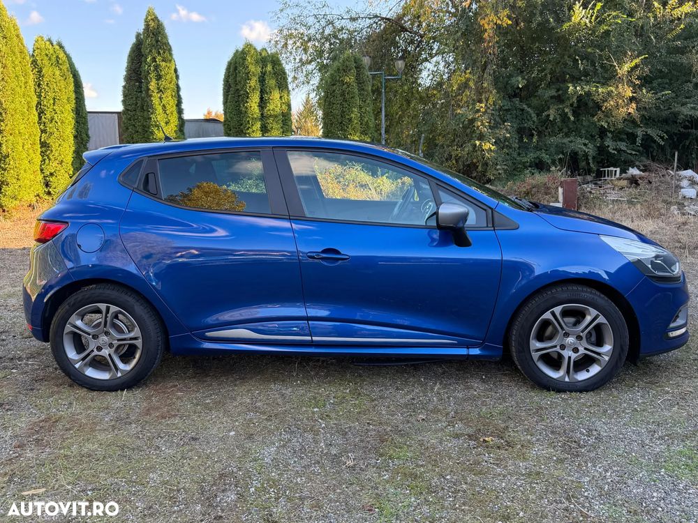 Renault Clio - 5