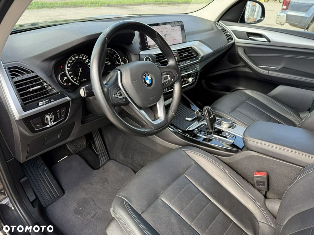 BMW X3 xDrive20d xLine - 22