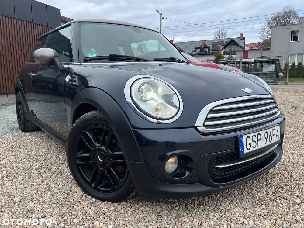 MINI Cooper 50 Mayfair - 13