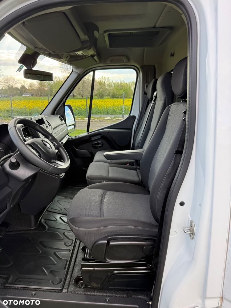 Renault Master - 13