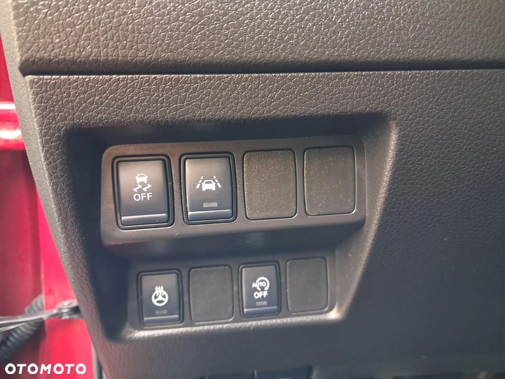 Nissan X-Trail 1.7 dCi ALL-MODE 4x4i Tekna - 29