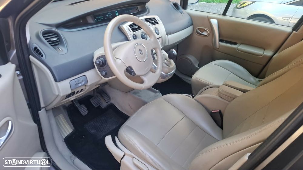 Renault Grand Scénic 1.5 dCi Dynamique - 8