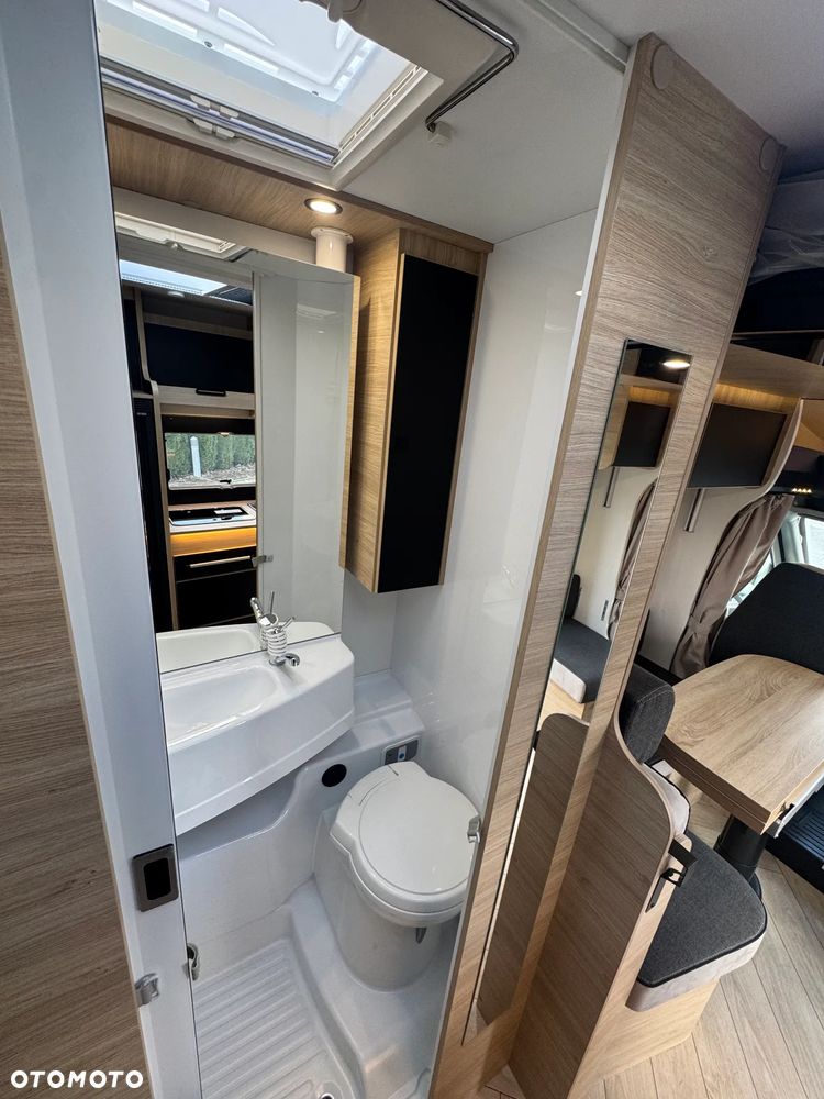 Ford Chausson 627 Titanium Line - 34