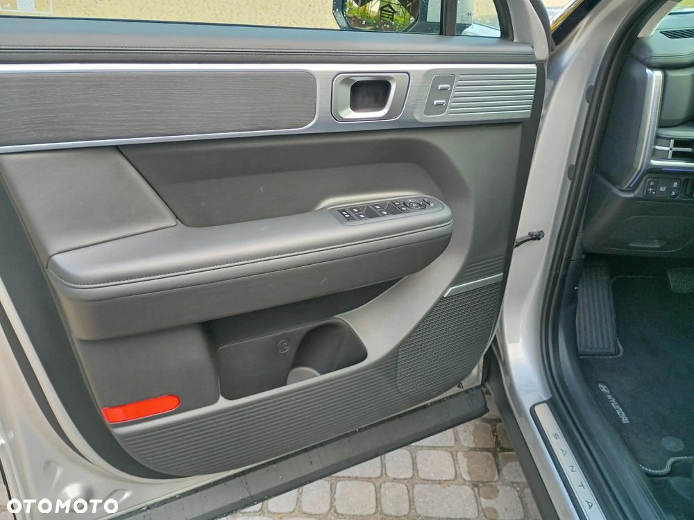 Hyundai Santa Fe 1.6 T-GDI PHEV Platinum 4WD 7os - 11