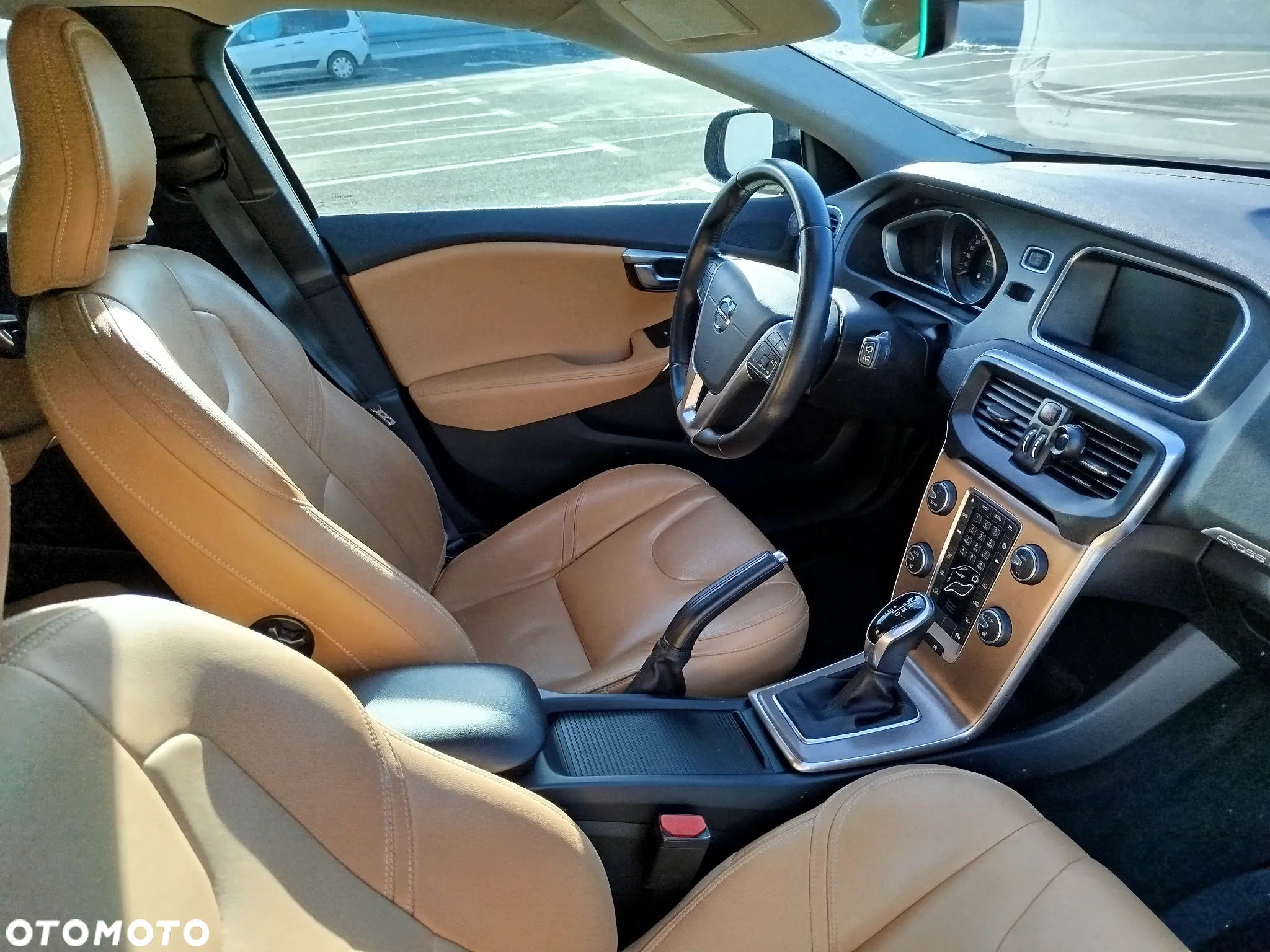 Volvo V40 Cross Country D2 Drive-E Momentum - 38