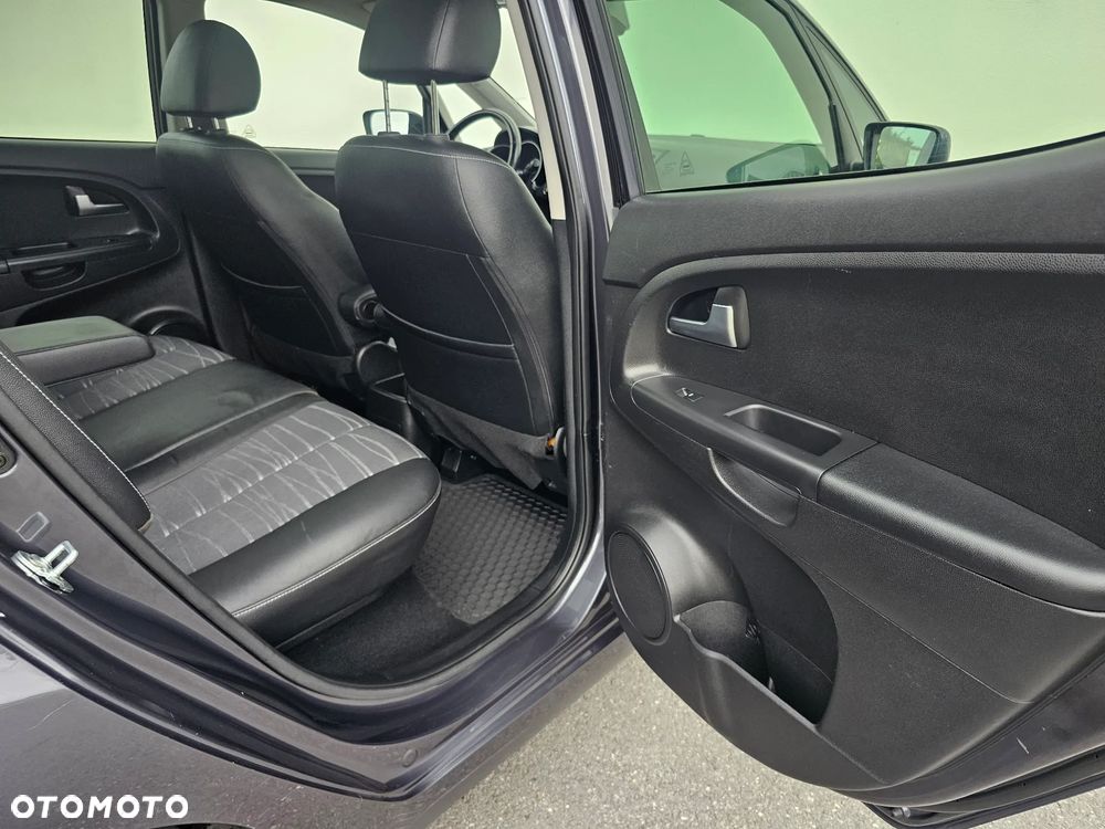 Kia Venga 1.6 CVVT Automatik Platinum Edition - 18
