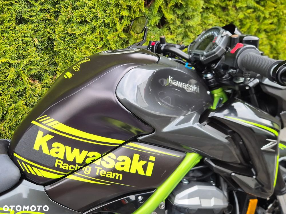 Kawasaki Z 900 - 12
