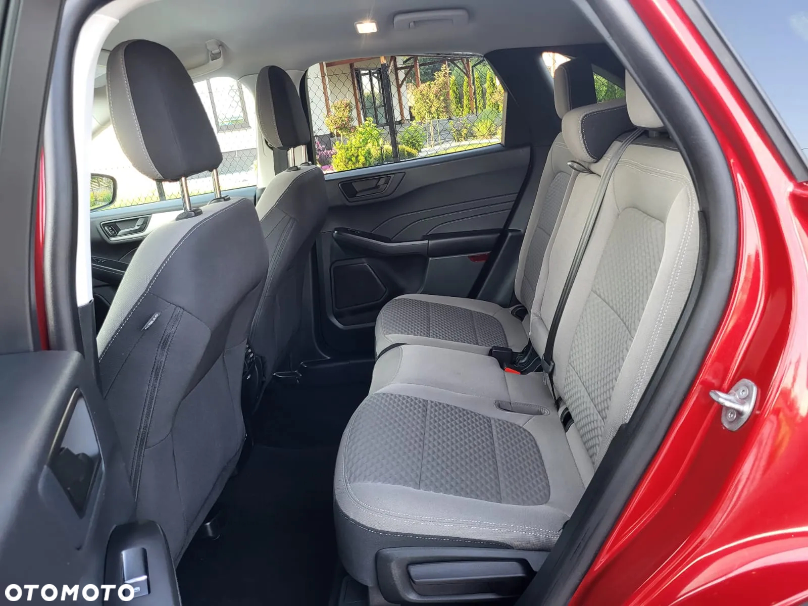 Ford Kuga - 25