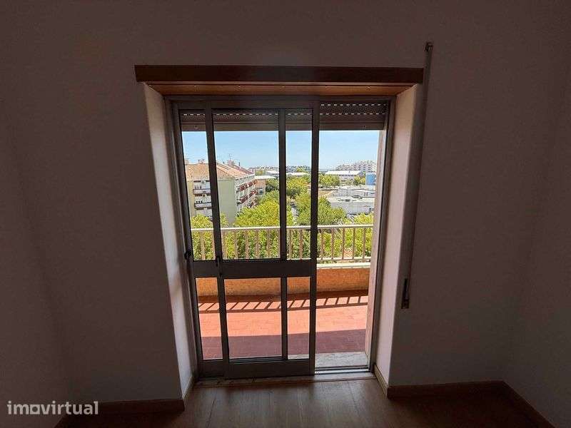Arrenda-se Apartamento T3 Sacapeito, Santarém – Excelente Localização! - Grande imagem: 5/12