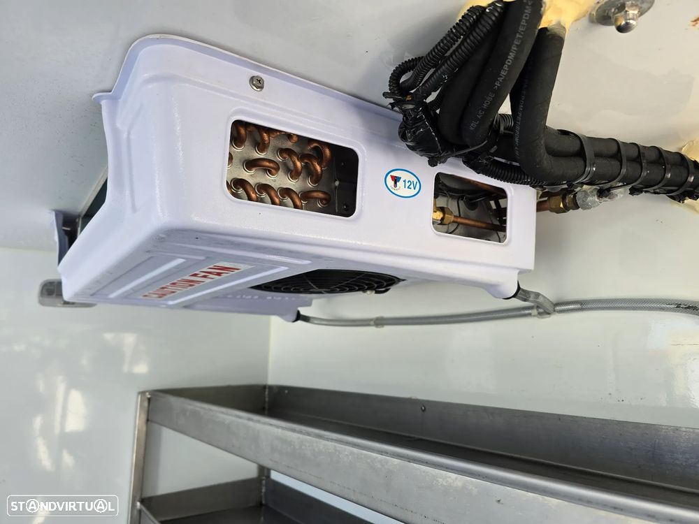 Peugeot Expert 1.5 BlueHDi L2H1 Semi-Vidrado - 12