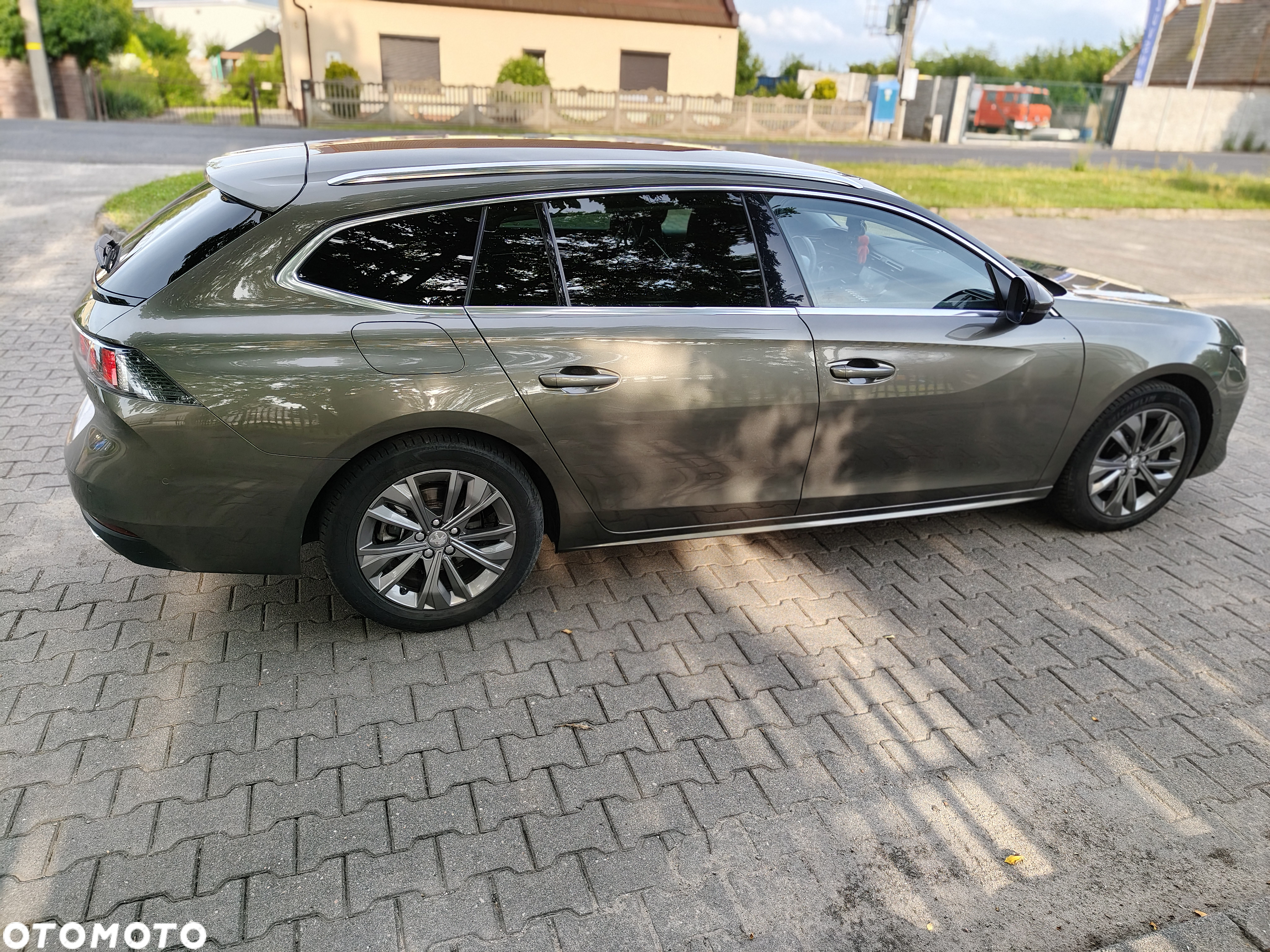Peugeot 508 SW BlueHDi 130 EAT8 Allure Pack - 12