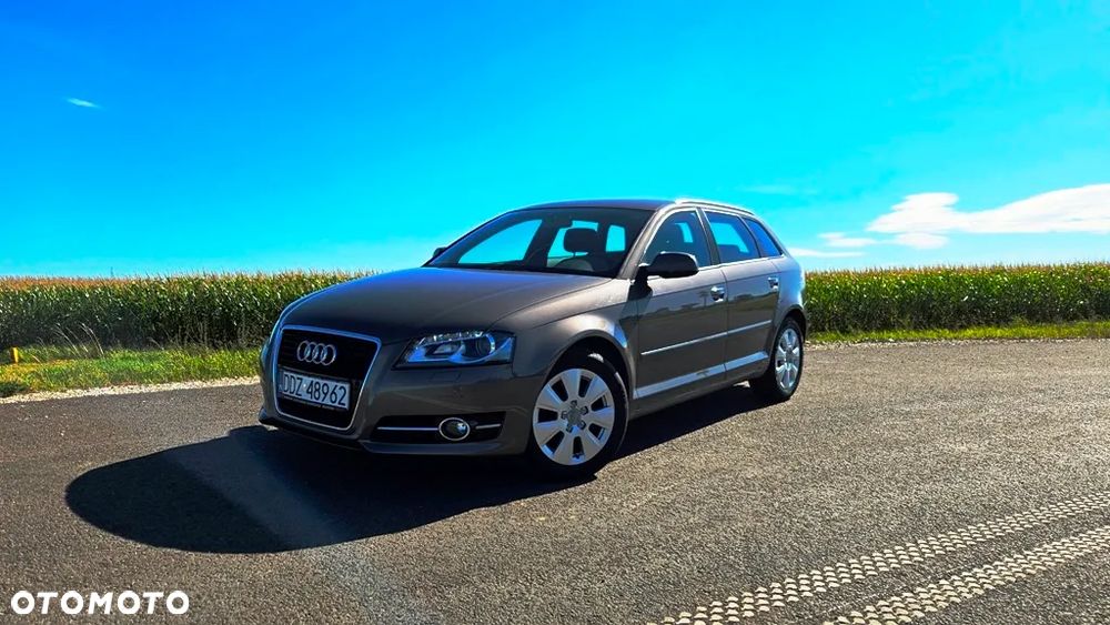 Audi A3 Sportback 1.6 TDI Attraction - 1