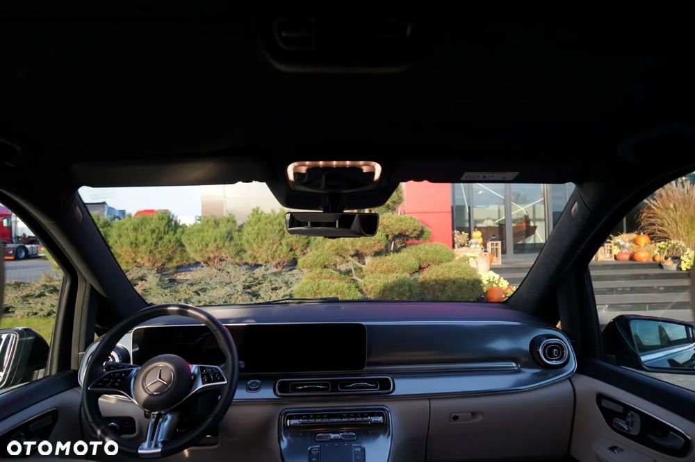 Mercedes-Benz Klasa V 300 d 4-Matic 9G-Tronic (d³ugi) - 25