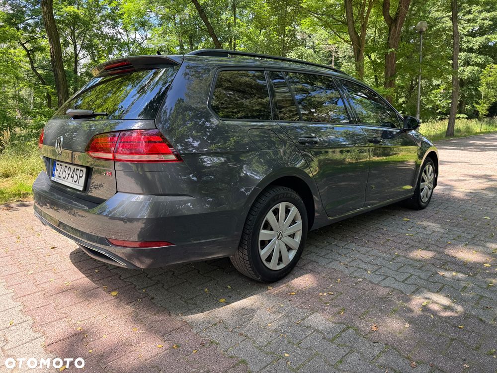 Volkswagen Golf - 14
