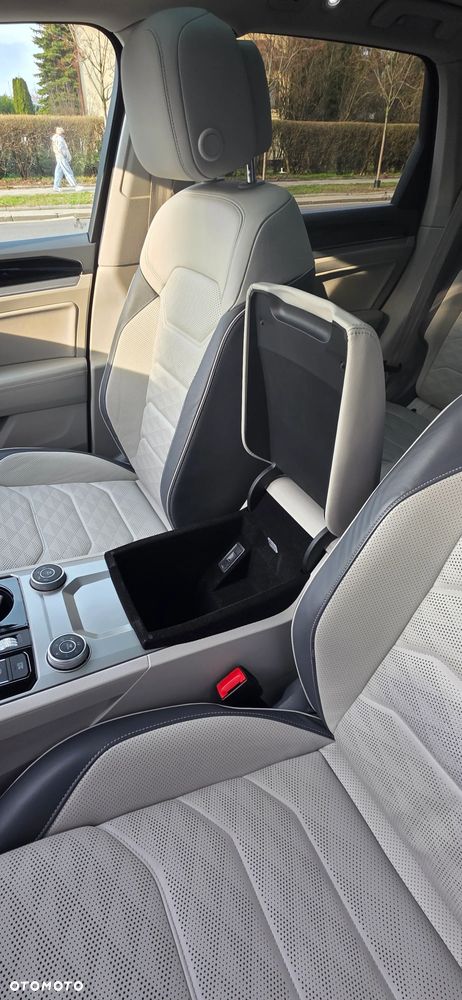 Volkswagen Touareg 3.0 V6 TDI SCR 4Mot - 4