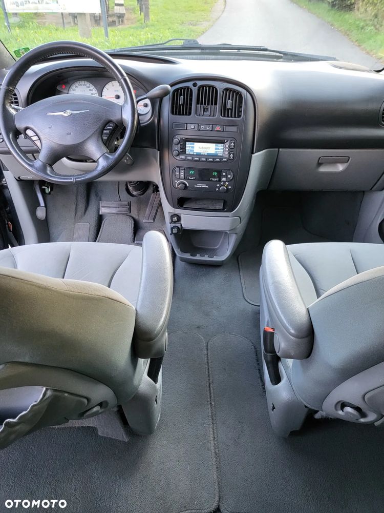 Chrysler Voyager - 7