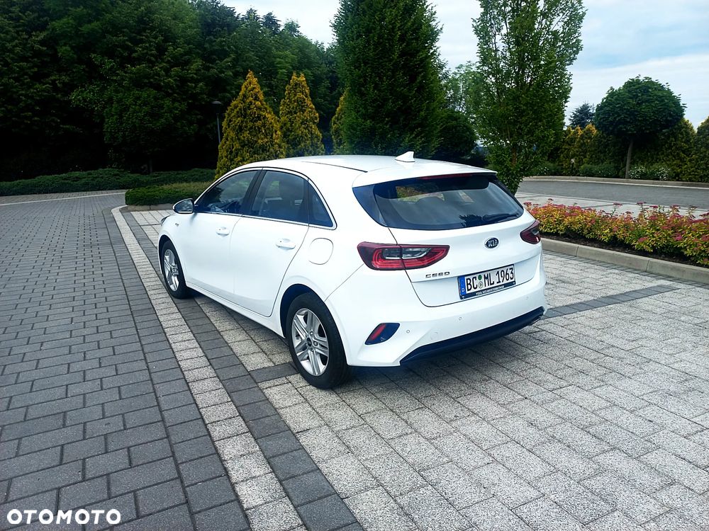 Kia Ceed 1.6 CRDi DCT Vision - 5