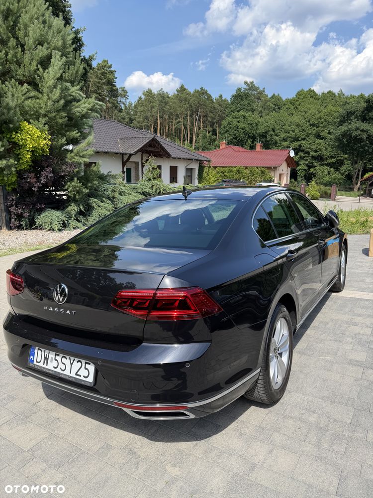 Volkswagen Passat 2.0 TSI Elegance DSG - 10