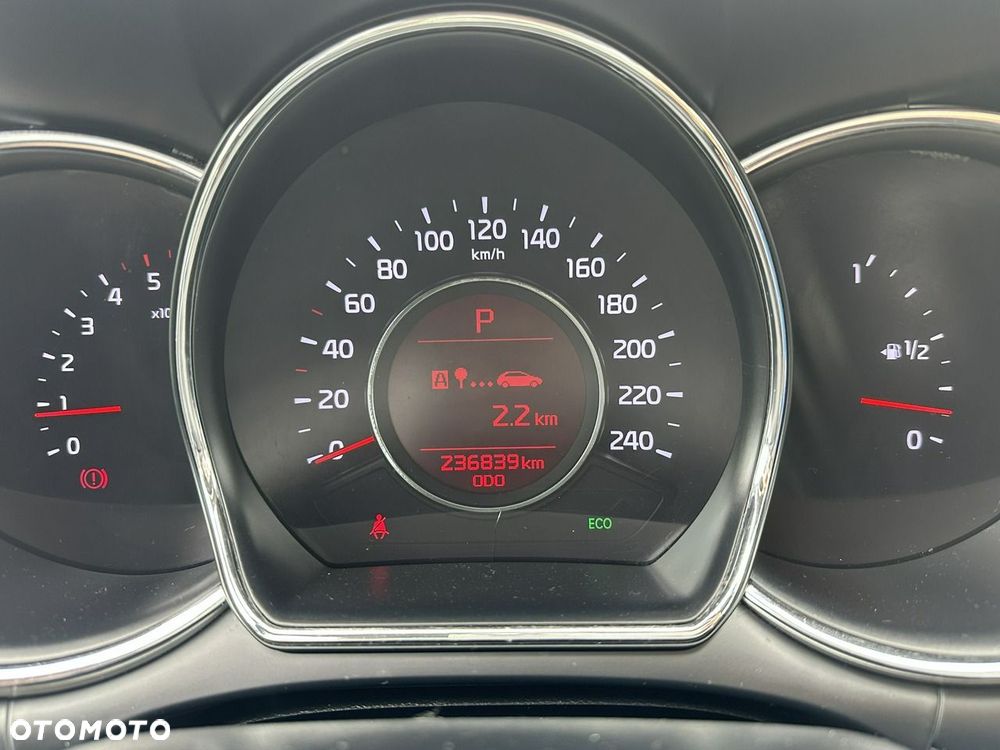 Kia Ceed - 13