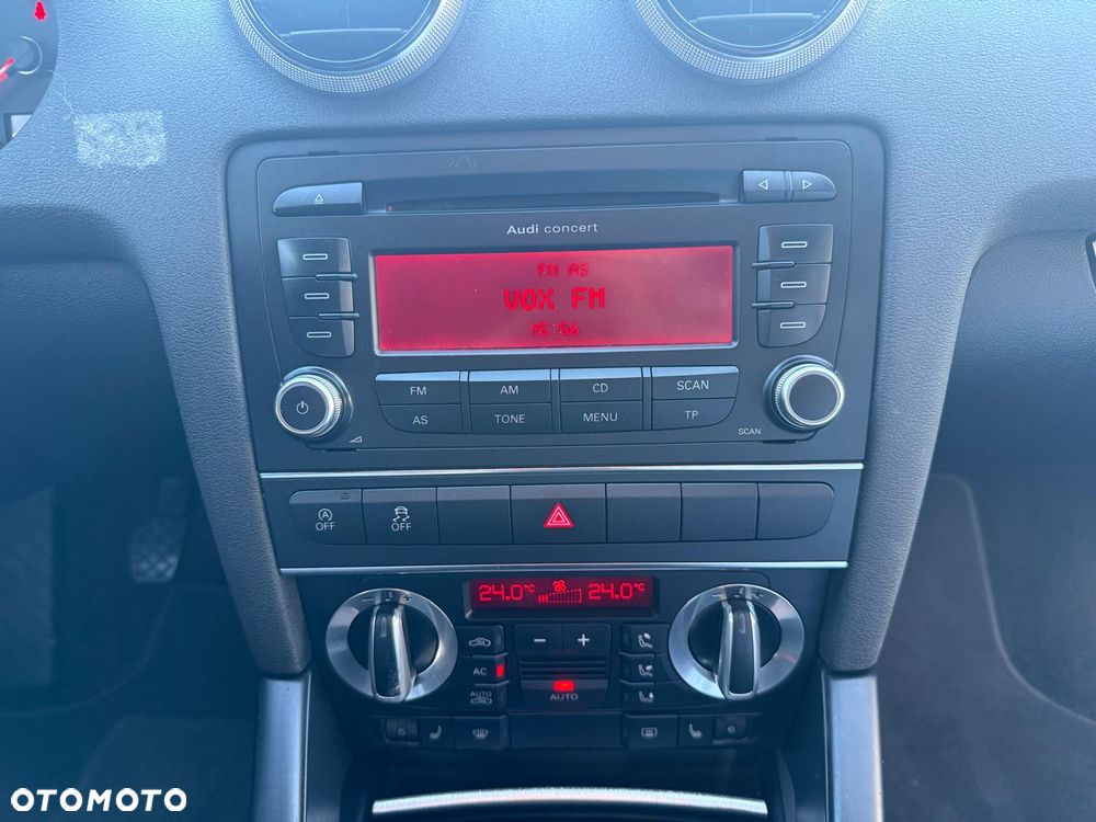 Audi A3 Sportback 1.6 TDI DPF Attraction - 18