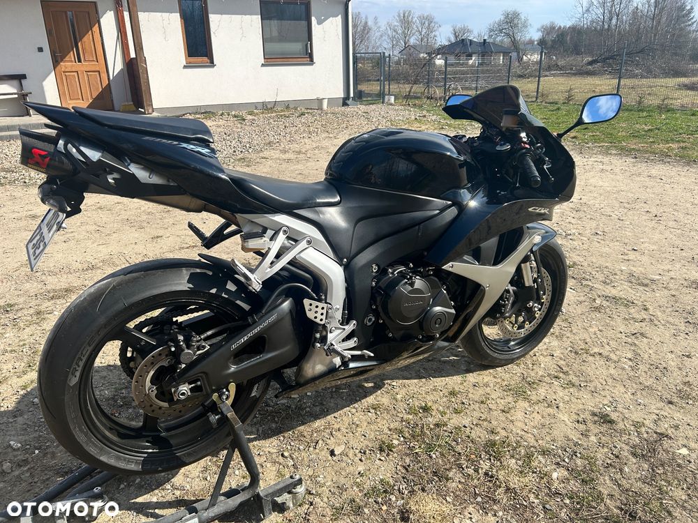 Honda CBR - 3