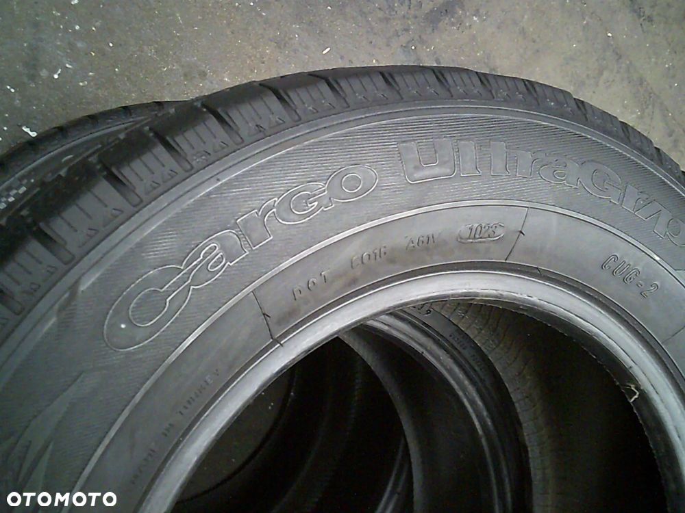 GOODYEAR UltraGrip Cargo CUG2 215/65R15C 5mm 2023 - 4