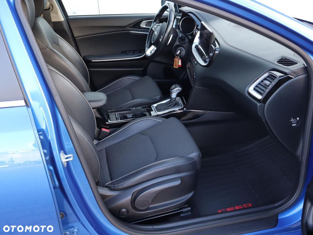 Kia Ceed - 6