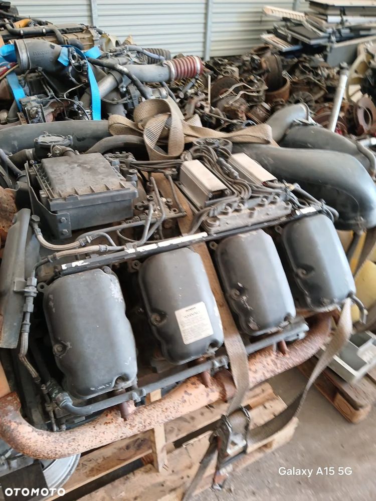 SILNIK SCANIA DC 1618 560KM EURO5 V8 - 1