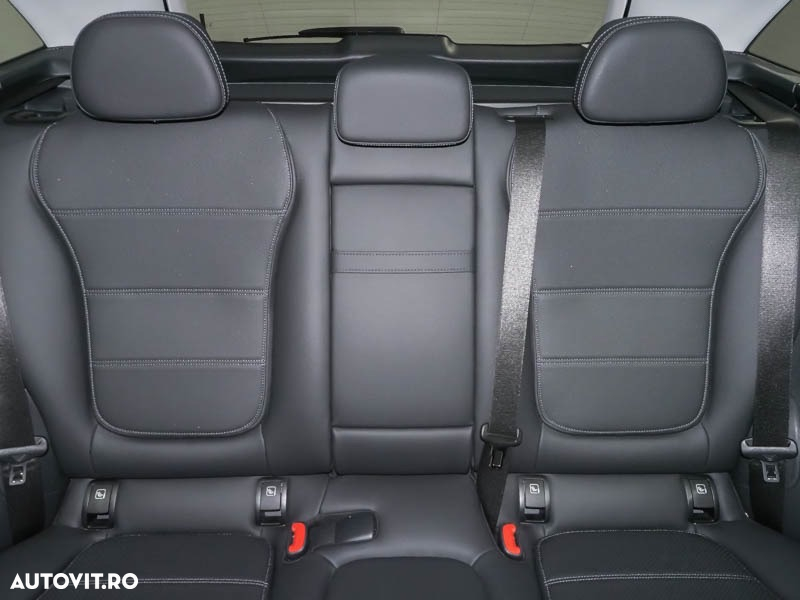 Mercedes-Benz GLC 200 4Matic 9G-TRONIC Avantgarde Advanced - 7