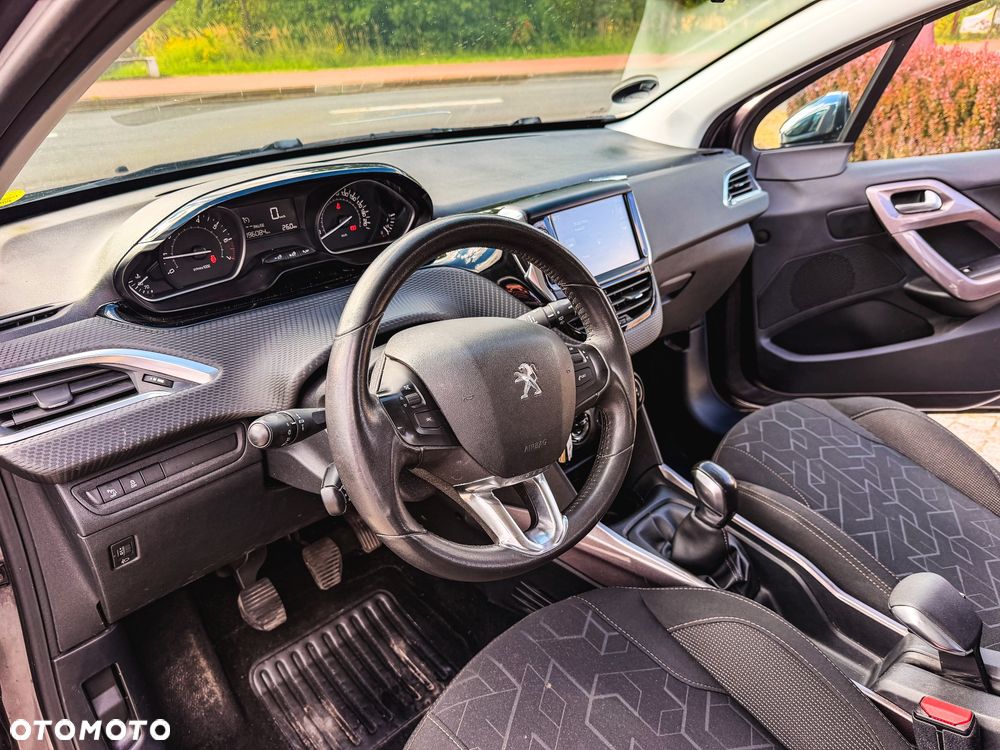 Peugeot 2008 PureTech 82 Style - 6