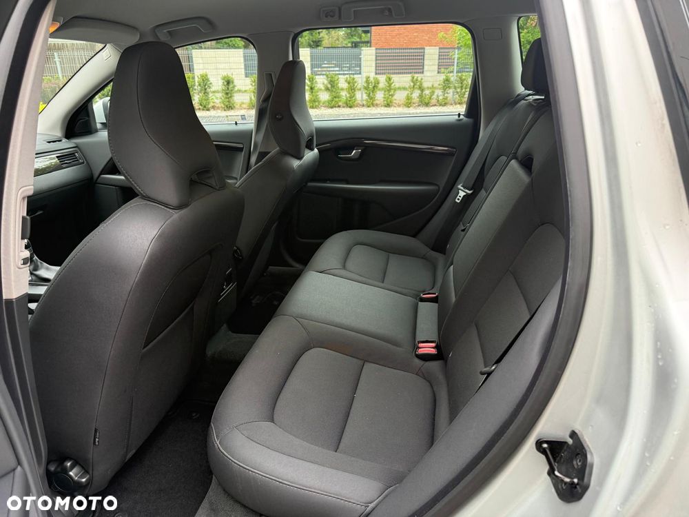Volvo V70 2.0T Momentum - 20