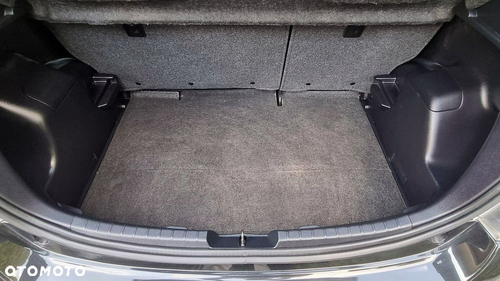 Toyota Yaris - 18