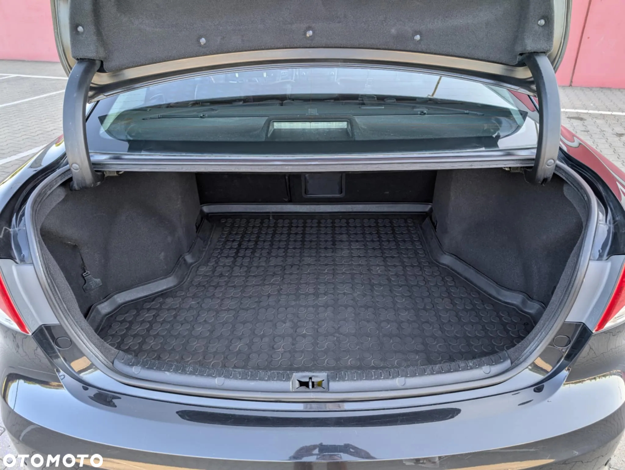 Toyota Avensis 2.0 D-4D Sol plus - 12