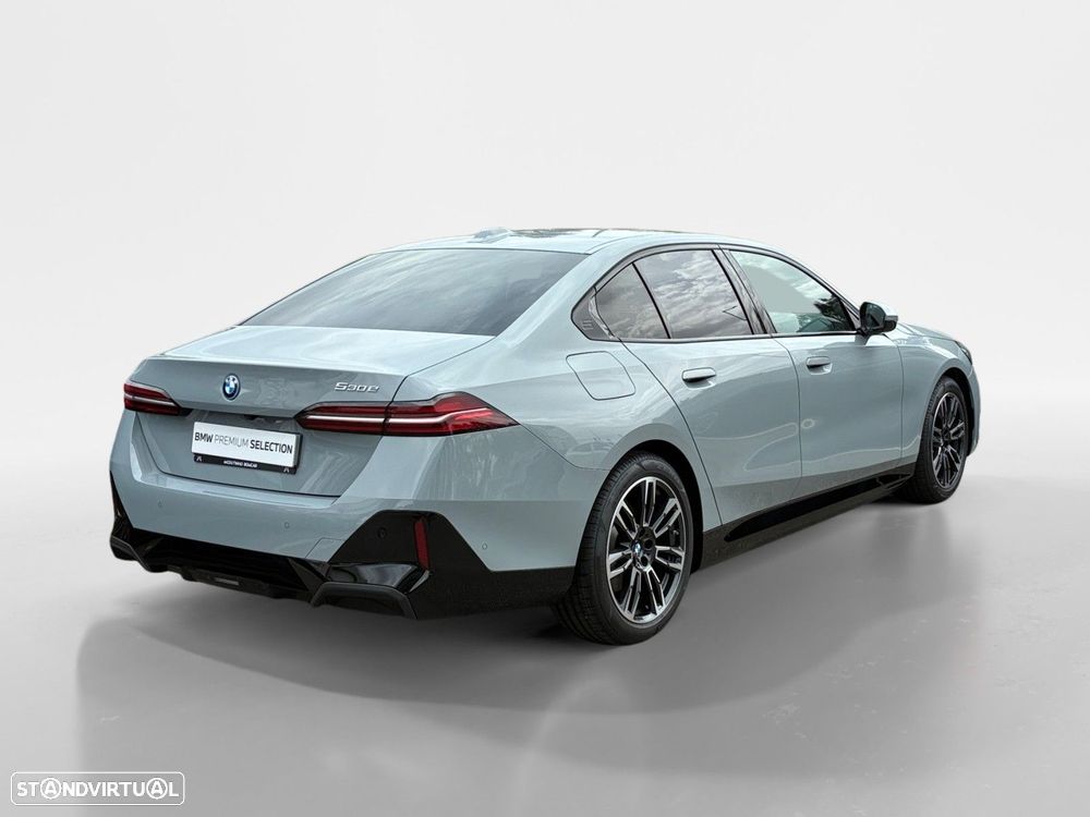 BMW 530 e - 4