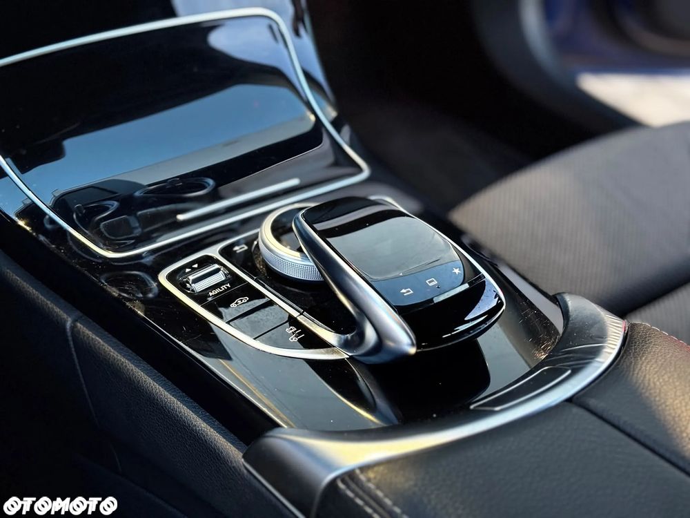 Mercedes-Benz Klasa C 350 e - 17