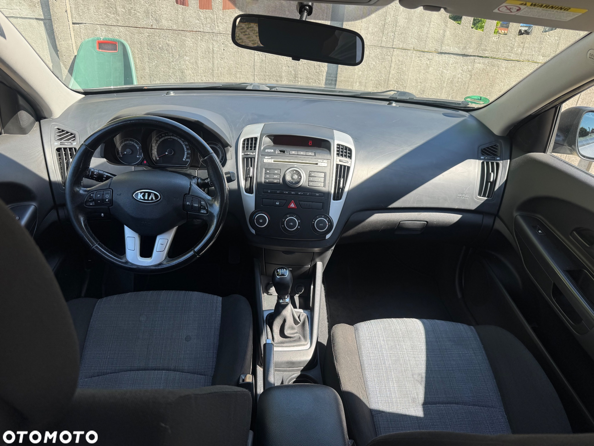 Kia Ceed Cee'd 1.6 Comfort + - 7