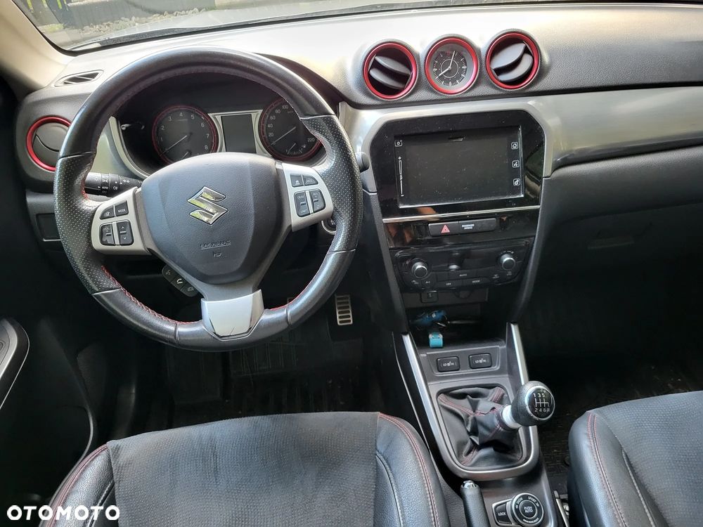 Suzuki Vitara 1.4 T Boosterjet S 4WD - 17