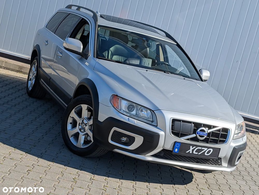 Volvo XC 70 - 8