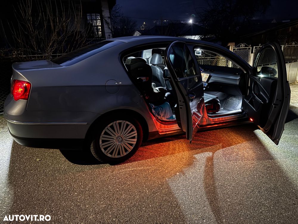 Volkswagen Passat 2.0 TDI Highline - 24