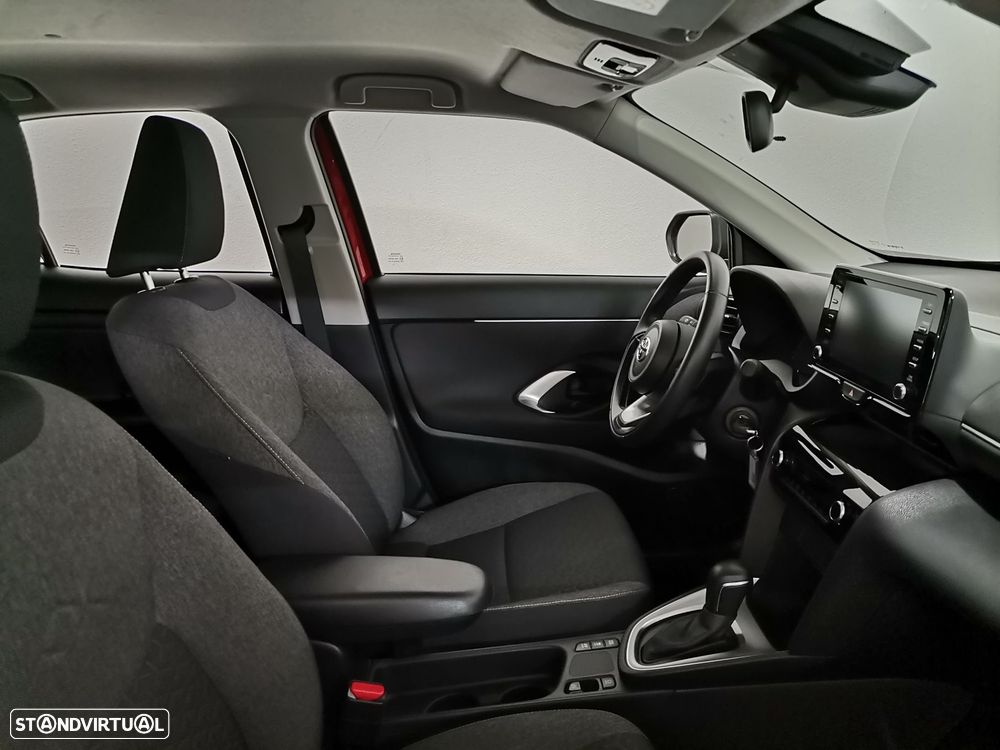 Toyota Yaris Cross 1.5 Hybrid Comfort Plus - 7