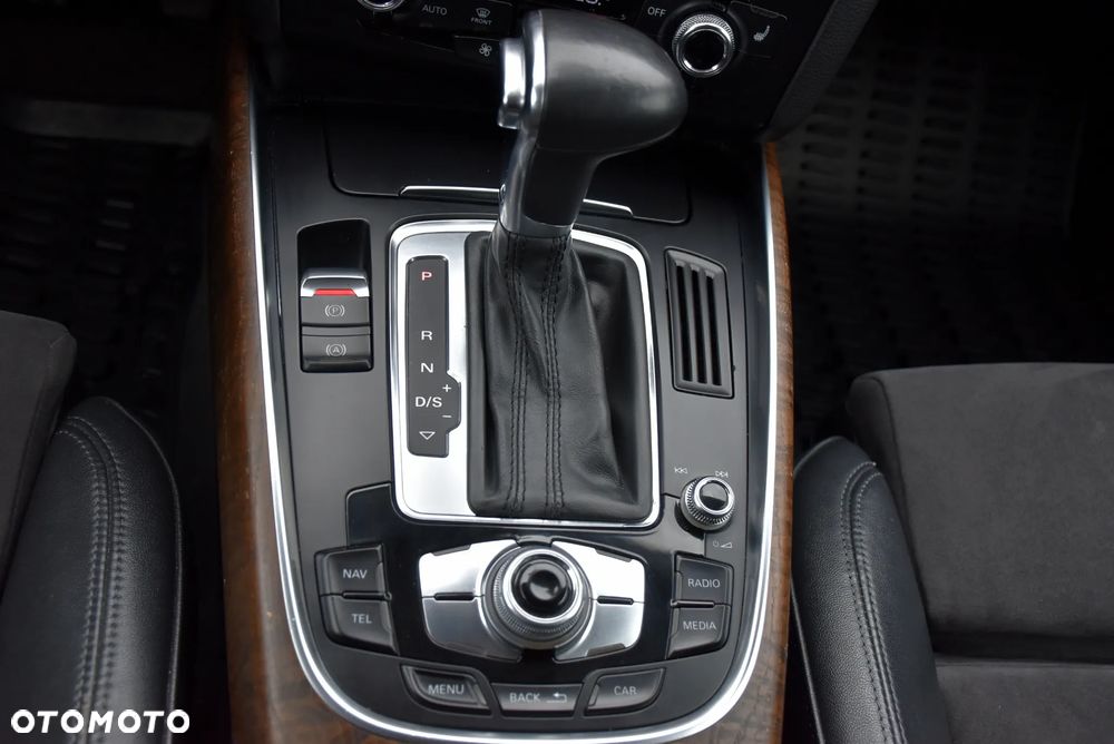 Audi Q5 2.0 TDI Quattro S tronic - 27