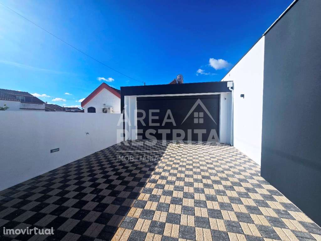 Moradia Isolada T4, c/Piscina e Garagem, Galeotas - Azeitão - Grande imagem: 5/42