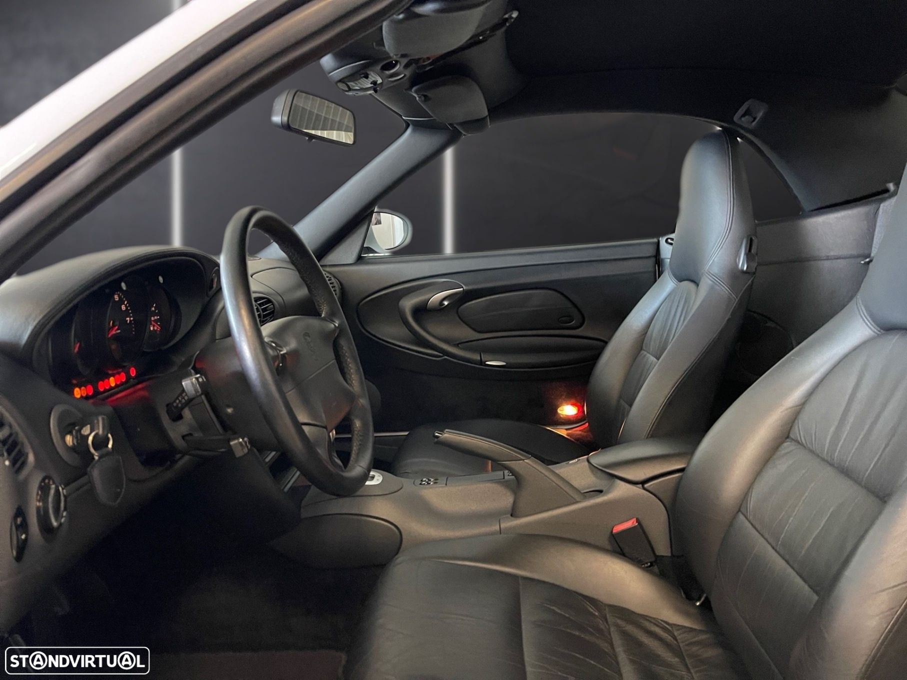 Porsche 911 Série F - 10
