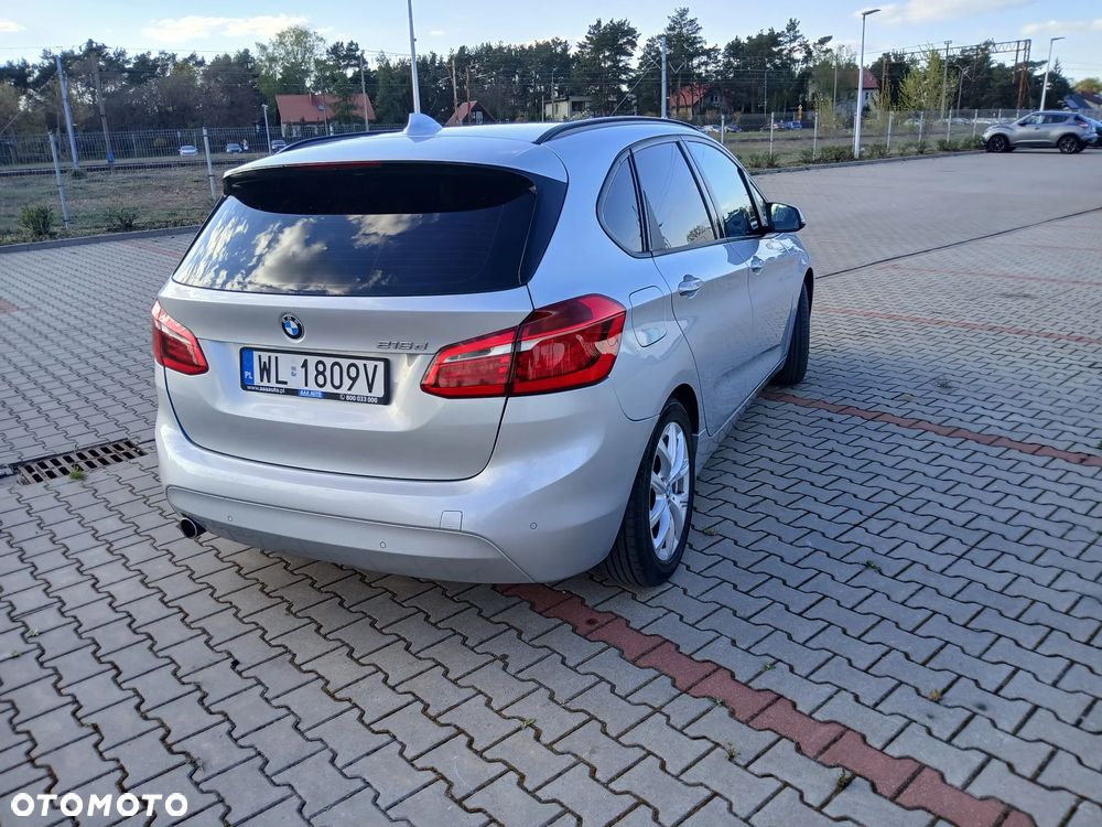 BMW Seria 2 216d - 5