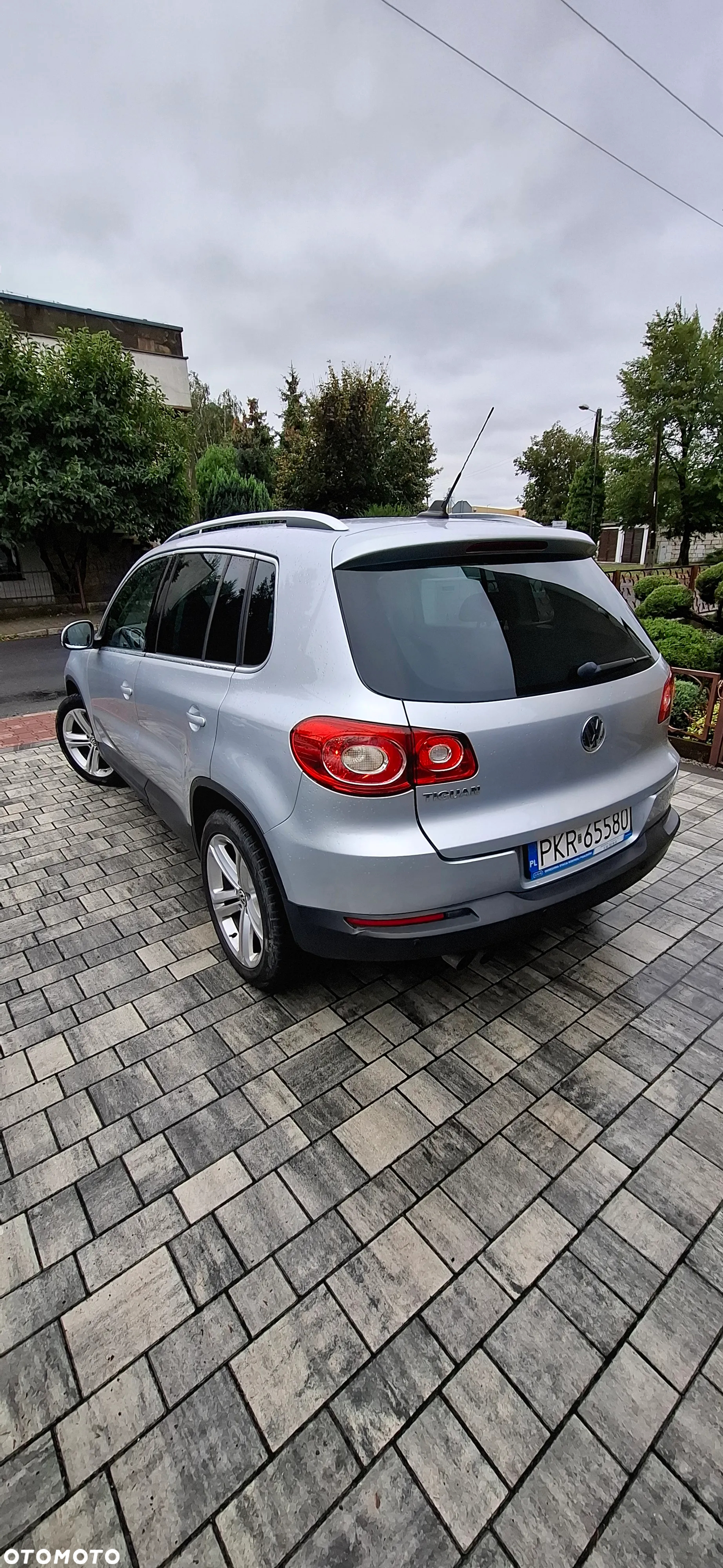 Volkswagen Tiguan - 9