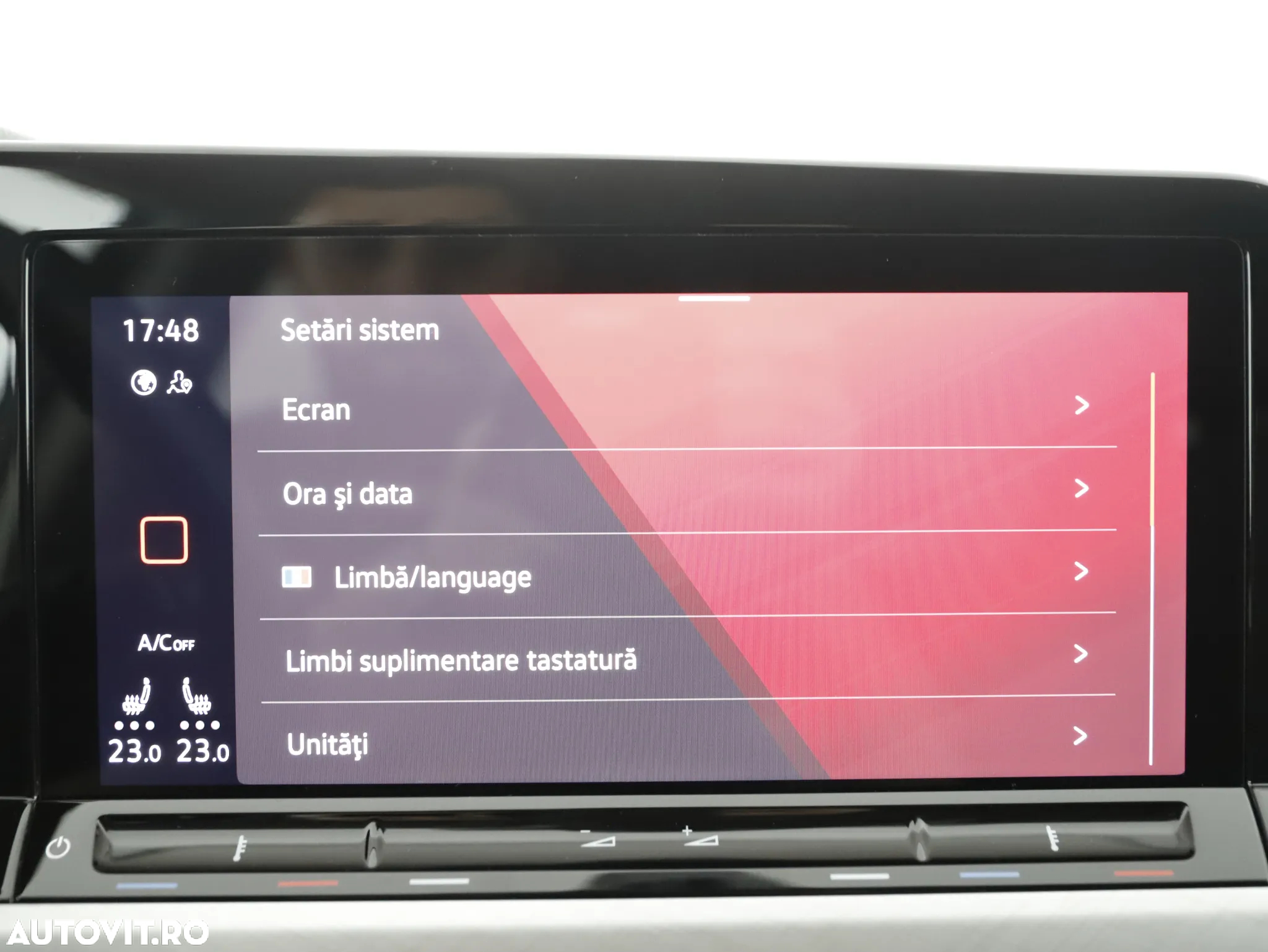 Volkswagen Golf 2.0 TDI SCR DSG Life - 26