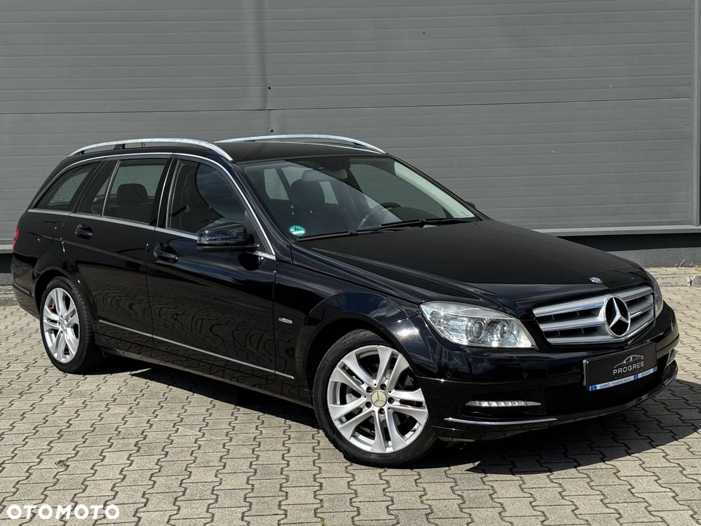 Mercedes-Benz Klasa C 180 CGI Automatik BlueEFFICIENCY Avantgarde - 2