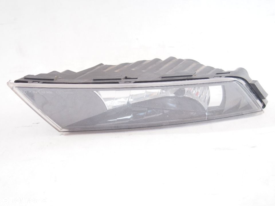 Skoda Superb 3 III 15r Halogen lewa 2015r - 1
